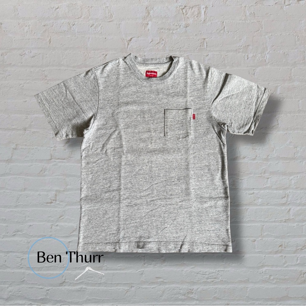 Size M - Supreme Pocket Tee (SS19)